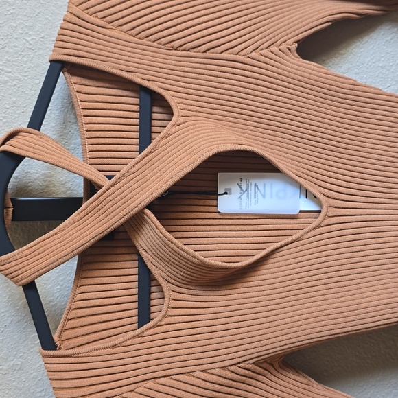 NWT Minkpink Gianna Knit Top in Various 3 - Picture 7 of 12